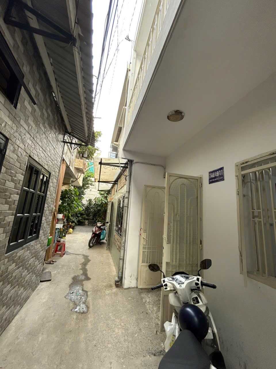 nha thong nhat go vap